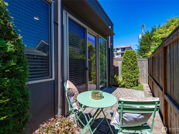 6312 32nd Avenue NW F, Seattle WA 98107