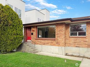 8352 Wabash Avenue S, Seattle WA 98118