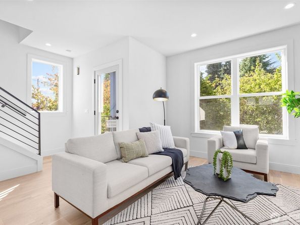 7344 22nd Avenue NW, Seattle WA 98117