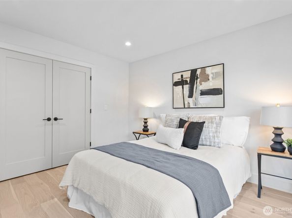 7344 22nd Avenue NW, Seattle WA 98117