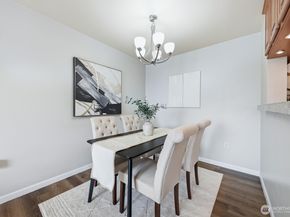 2818 Grand Avenue B212, Everett WA 98201