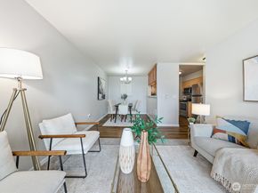 2818 Grand Avenue B212, Everett WA 98201