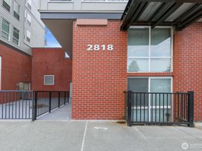 2818 Grand Avenue B212, Everett WA 98201
