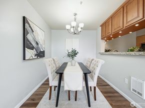 2818 Grand Avenue B212, Everett WA 98201