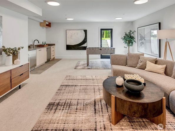 6950 SE Maker Street, Mercer Island WA 98040