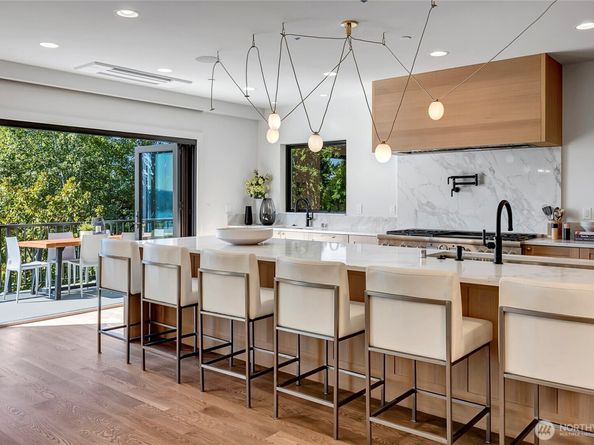 6950 SE Maker Street, Mercer Island WA 98040