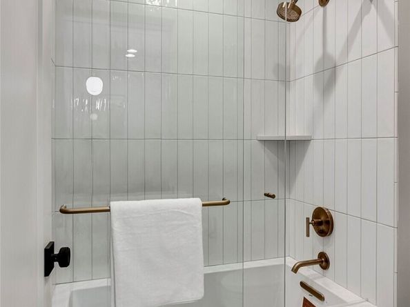 6950 SE Maker Street, Mercer Island WA 98040