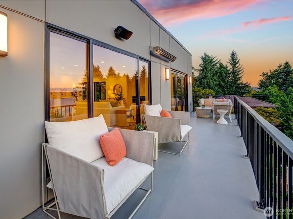 6950 SE Maker Street, Mercer Island WA 98040