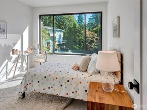 6950 SE Maker Street, Mercer Island WA 98040