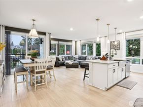 14598 Westminster Way N 102, Shoreline WA 98133