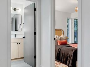 4405 B S Holly Street, Seattle WA 98118