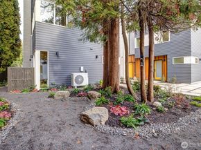 4405 B S Holly Street, Seattle WA 98118