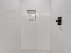 4405 B S Holly Street, Seattle WA 98118