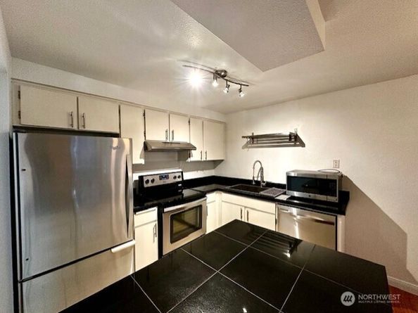 7700 196th Street SW A, Edmonds WA 98026