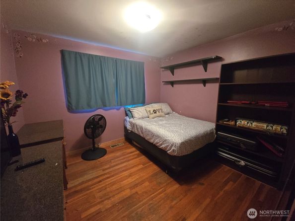 22407 87th Avenue W, Edmonds WA 98026