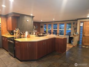 22407 87th Avenue W, Edmonds WA 98026