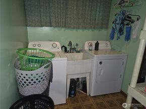 22407 87th Avenue W, Edmonds WA 98026