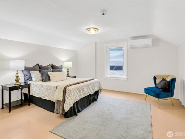 6616 Flora Avenue S, Seattle WA 98108