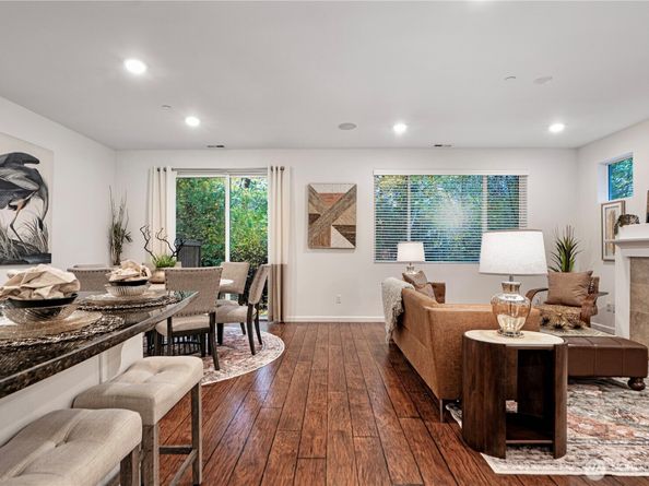 19717 27th Place W B, Lynnwood WA 98036