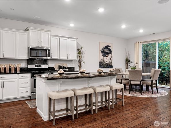 19717 27th Place W B, Lynnwood WA 98036