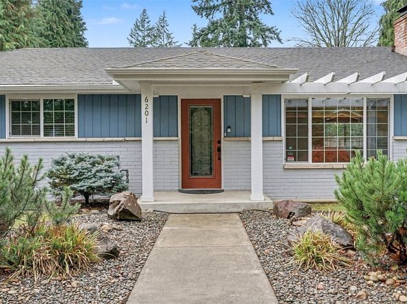 6201 Island Crest Way, Mercer Island WA 98040