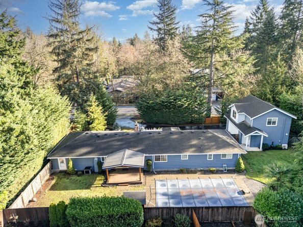 6201 Island Crest Way, Mercer Island WA 98040