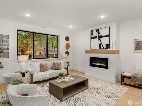 4118 161st Avenue SE, Bellevue WA 98006