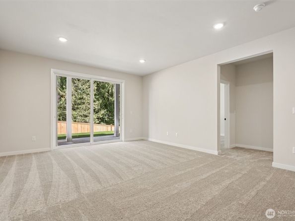 2067 NE Norseman Way, Poulsbo WA 98370