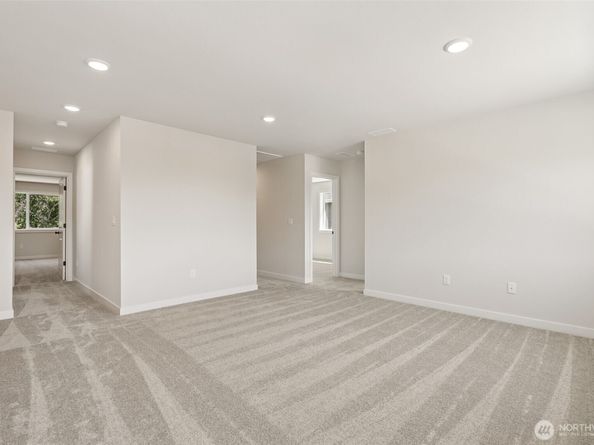 2067 NE Norseman Way, Poulsbo WA 98370