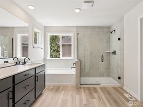 2067 NE Norseman Way, Poulsbo WA 98370