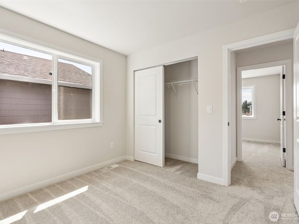 2067 NE Norseman Way, Poulsbo WA 98370