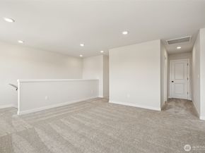 2067 NE Norseman Way, Poulsbo WA 98370