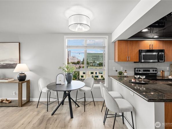 905 Cherry Street 701, Seattle WA 98104