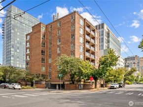 905 Cherry Street 701, Seattle WA 98104