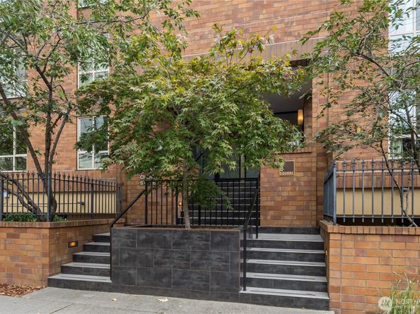 905 Cherry Street 701, Seattle WA 98104