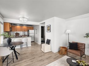 905 Cherry Street 701, Seattle WA 98104