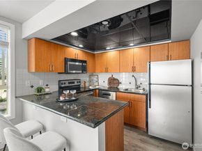 905 Cherry Street 701, Seattle WA 98104