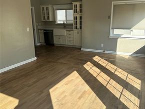 215 W Kinnear Place, Seattle WA 98119