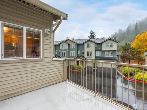 15325 SE 155th Place X4, Renton WA 98058