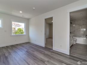 124 S 108th Place, Seattle WA 98168