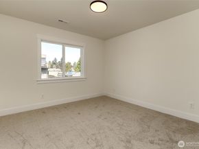 124 S 108th Place, Seattle WA 98168