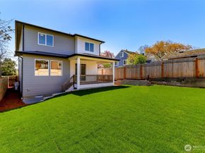 124 S 108th Place, Seattle WA 98168