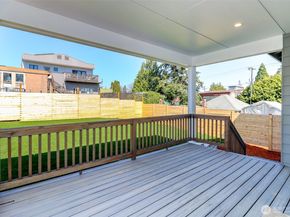 124 S 108th Place, Seattle WA 98168
