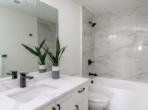 124 S 108th Place, Seattle WA 98168