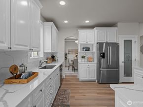 9304 S 223rd Place, Kent WA 98031