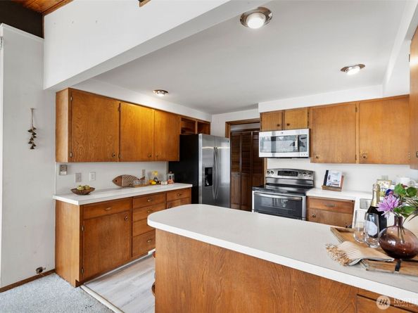 1314 NE South Petterson Road, Keyport WA 98345