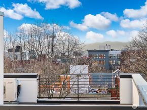 501 11th Avenue E, Seattle WA 98102
