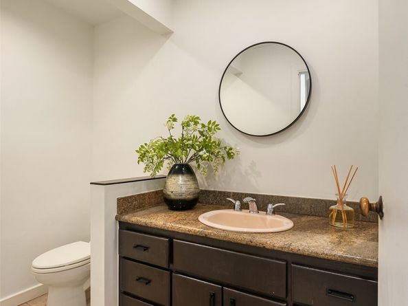 5021 E Mercer Way, Mercer Island WA 98040