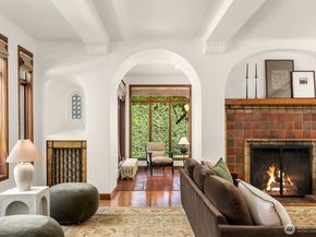 3103 Mount Rainier Drive S, Seattle WA 98144