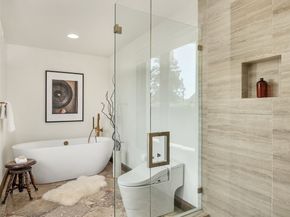 3103 Mount Rainier Drive S, Seattle WA 98144